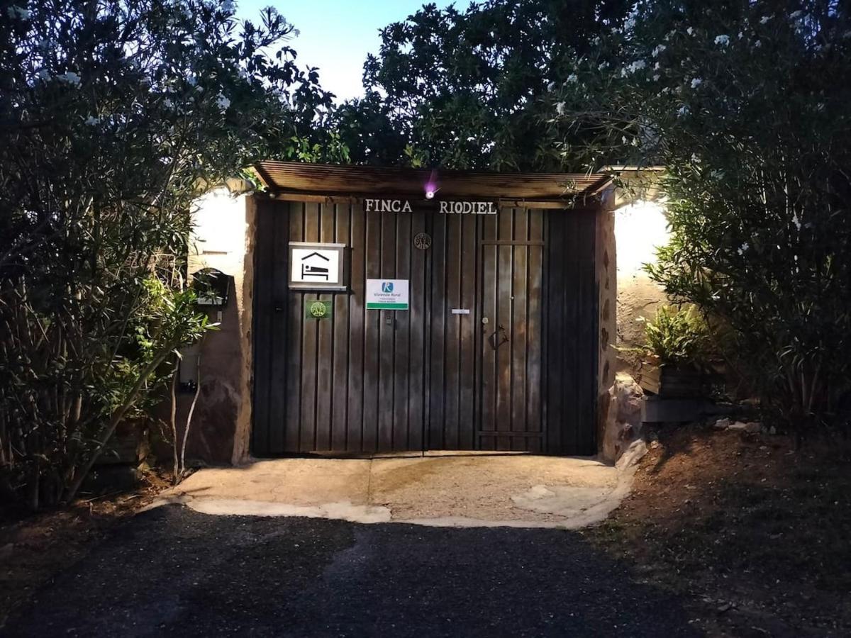 Finca Riodiel *